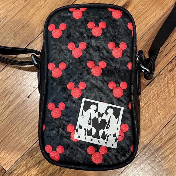 Danielle Nicole Bags Disney Crossbody Poshmark